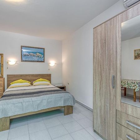 Apartments Bastovanovic Ровинь Экстерьер фото