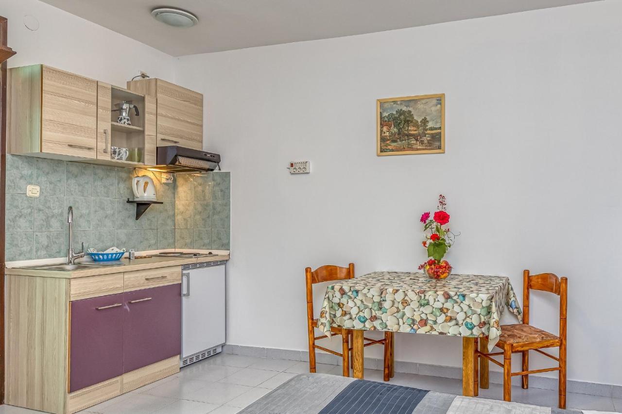 Apartments Bastovanovic Ровинь Экстерьер фото