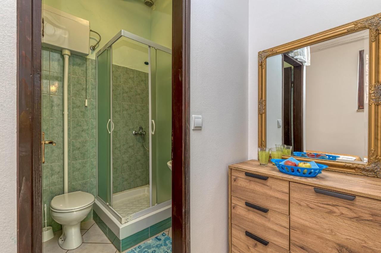 Apartments Bastovanovic Ровинь Экстерьер фото
