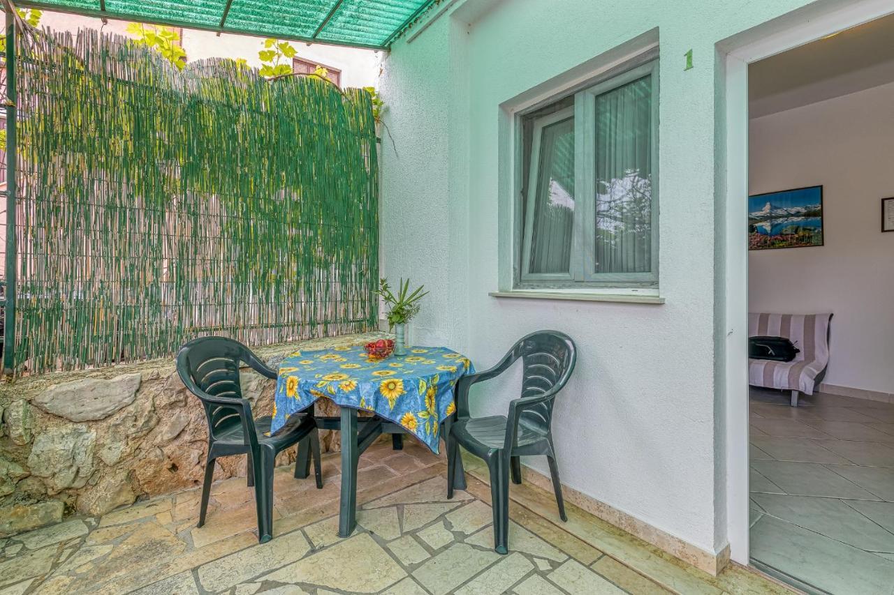 Apartments Bastovanovic Ровинь Экстерьер фото